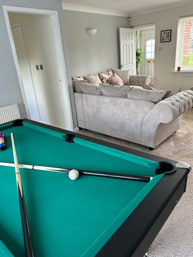 4-Bedroom Home Near Ema, Sleeps 6 Castle Donington Exteriör bild