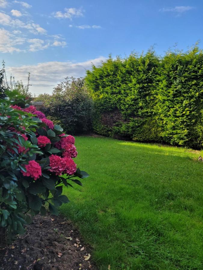 4-Bedroom Home Near Ema, Sleeps 6 Castle Donington Exteriör bild